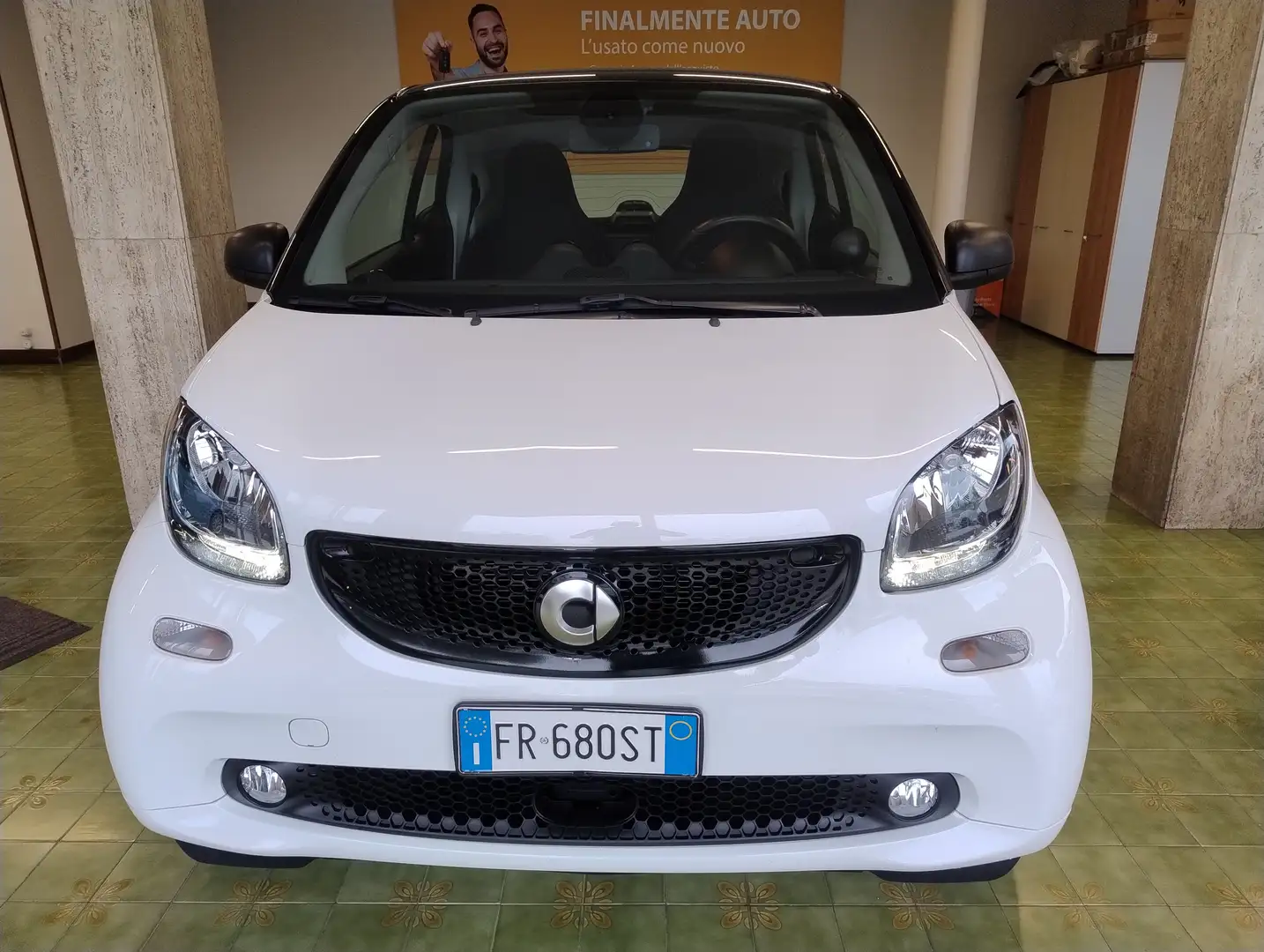 smart forTwo 0.9 t Passion 90cv twinamic my18 Weiß - 2