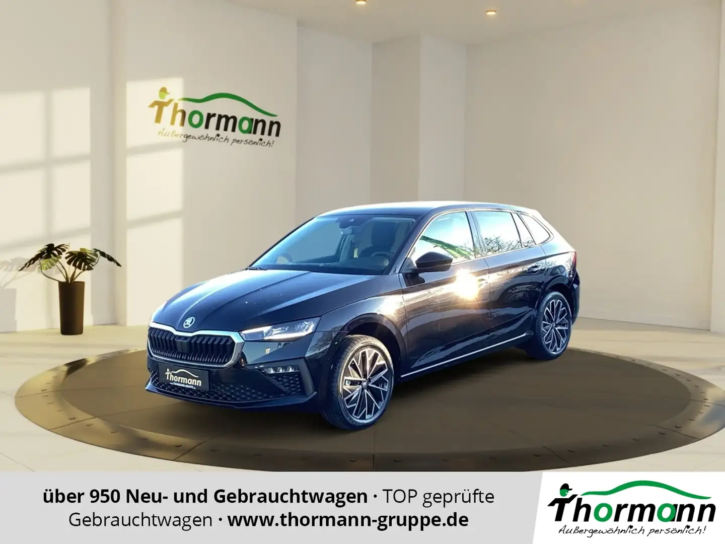 Skoda Scala 1.0 TSI Selection ACC SpurH LM LED Navi Zwart - 1