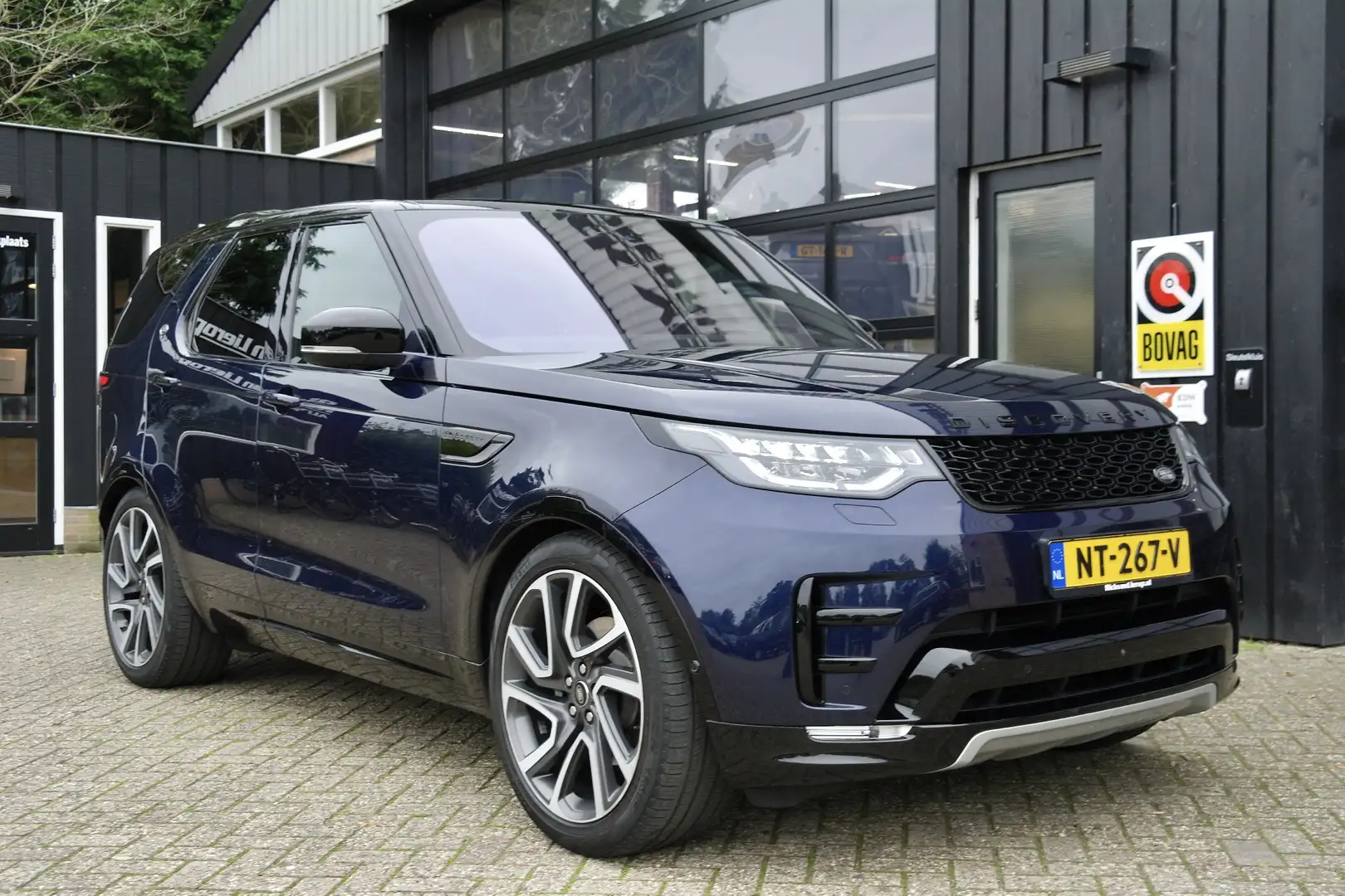 Land Rover Discovery 2.0 Sd4 HSE Luxury 7p. / NL-Auto / Adaptive / 22'' Blauw - 1