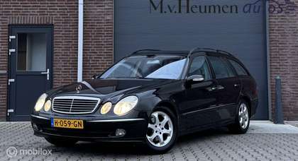 Mercedes-Benz E 200 Combi K. Nieuwe apk Motor loopt slecht