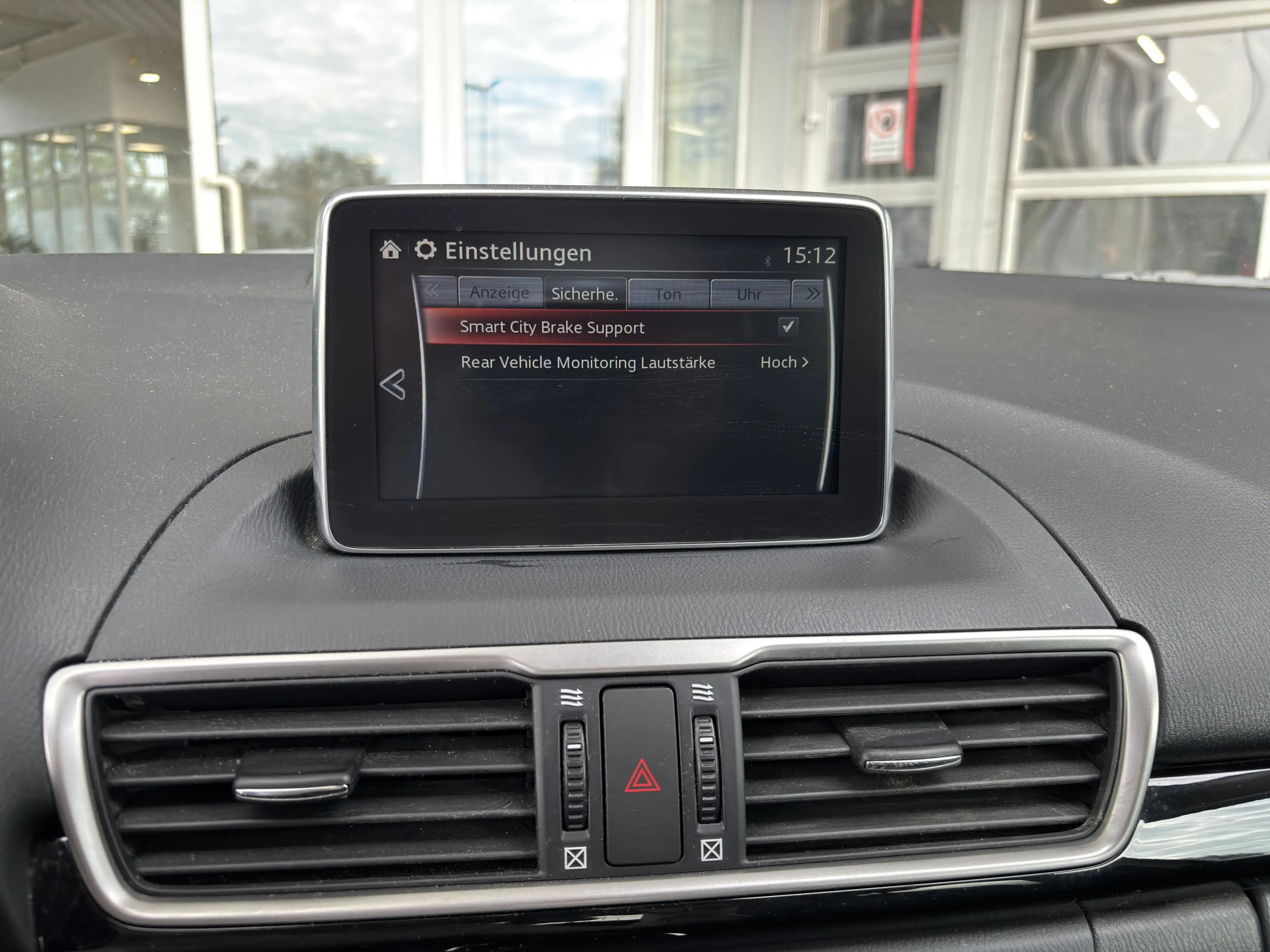 Mazda 3 Nakama LED KAM SITZH ISOFIX 2.Hand — photo 17