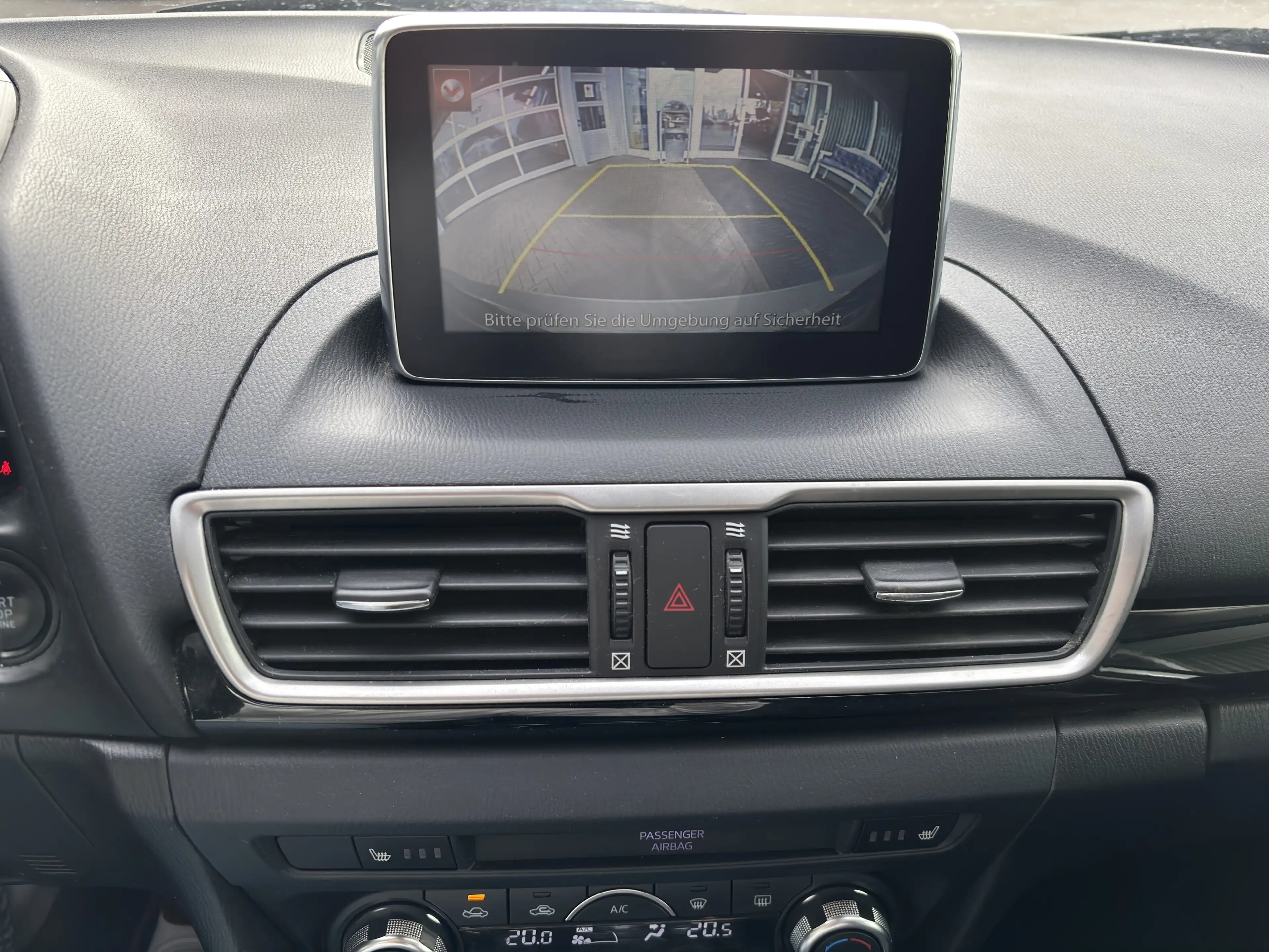 Mazda 3 Nakama LED KAM SITZH ISOFIX 2.Hand — photo 21