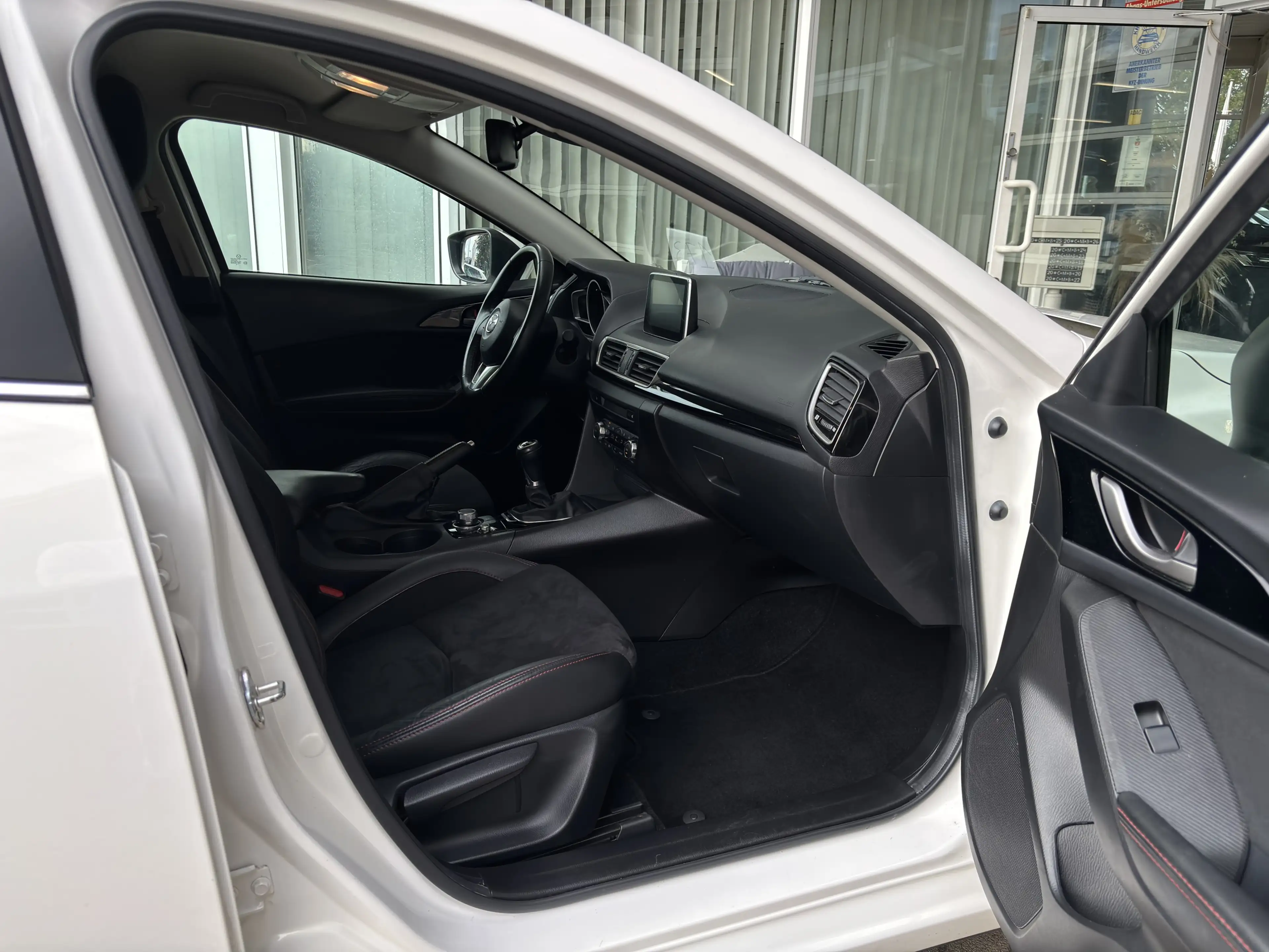 Mazda 3 Nakama LED KAM SITZH ISOFIX 2.Hand — photo 9