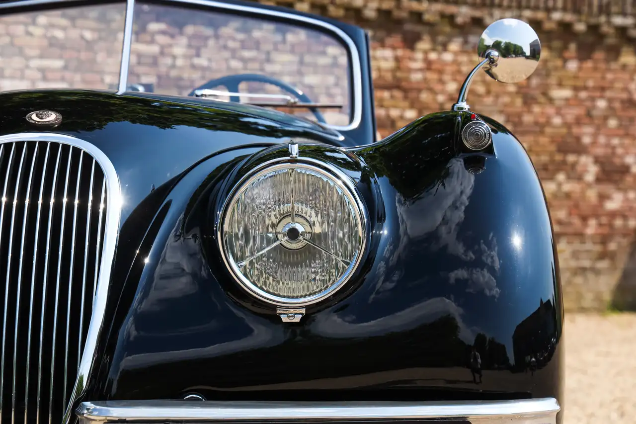 Jaguar XK120 DHC Stunning condition! It was very well res, foto 12
