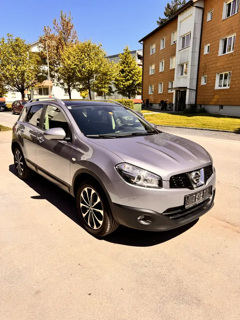Nissan Qashqai I-Way 4X4 - Wenig KM - Pano - 8fach Alu Grau - 1