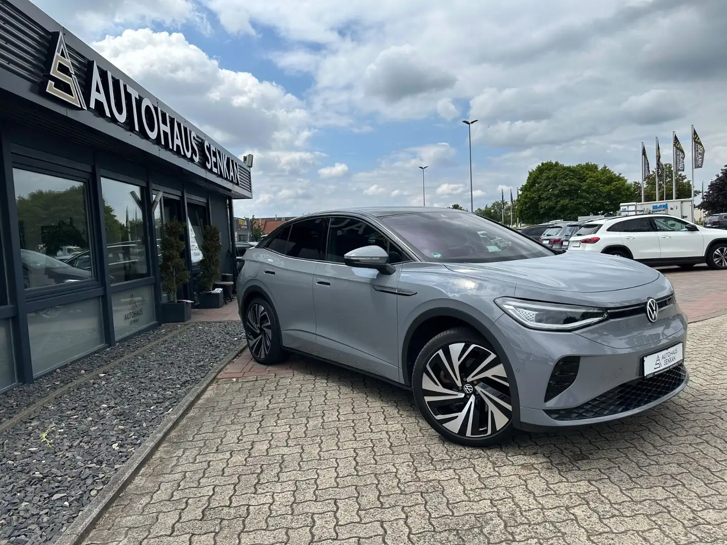 Volkswagen ID.5 GTX 220 kW 4Motion*PANORAMA*NAVI*R-CAM* Grau - 1