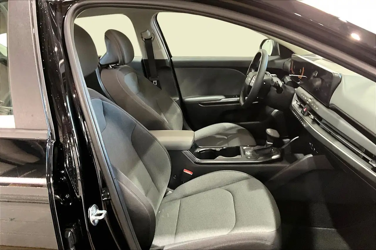 Kia K4 fotografie Kia K4