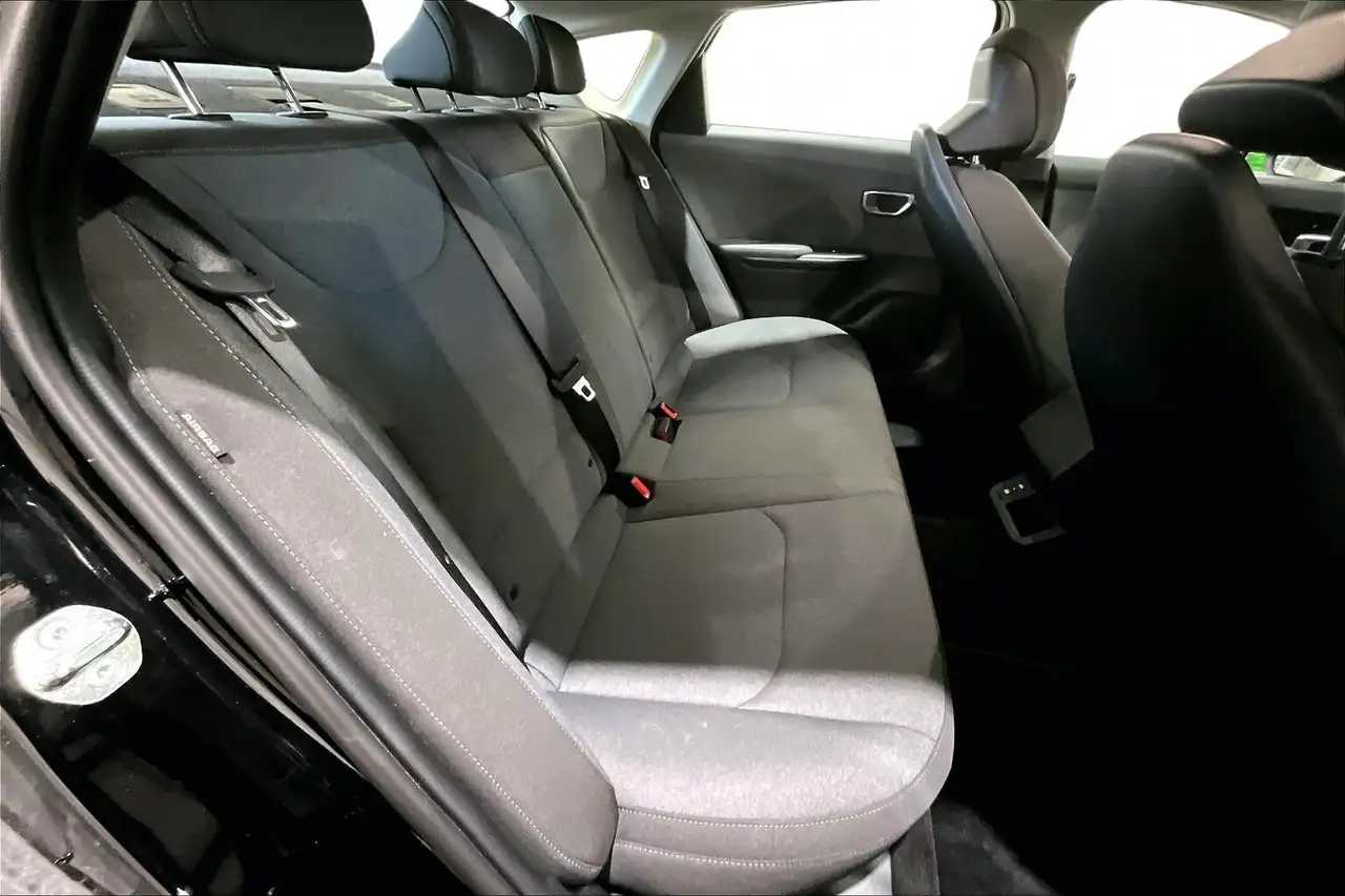 Kia K4 fotografie Kia K4