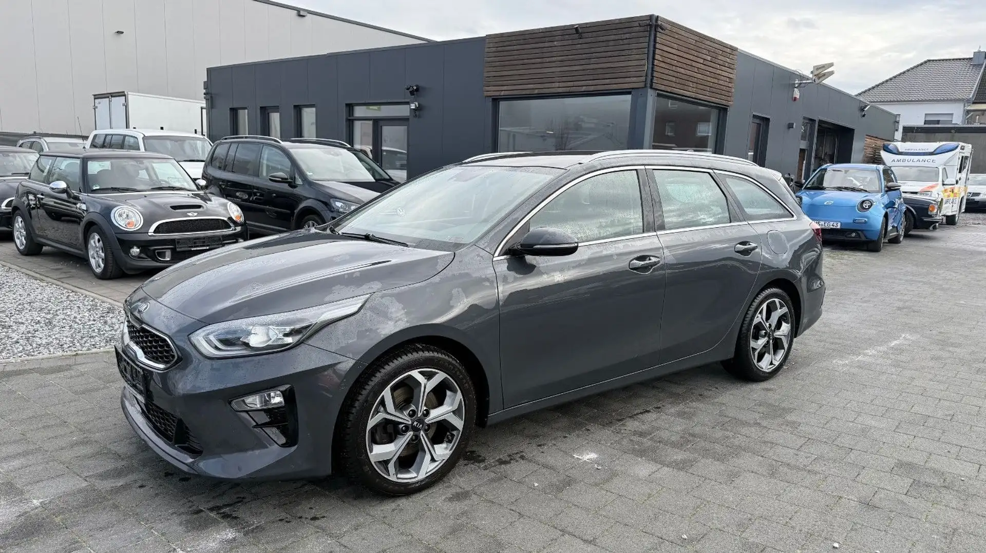 Kia Ceed / cee'd Ceed Gris - 1