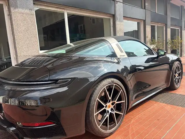 Porsche 911 992  911 Targa 3.6 4 GTS- lift- sportdesign