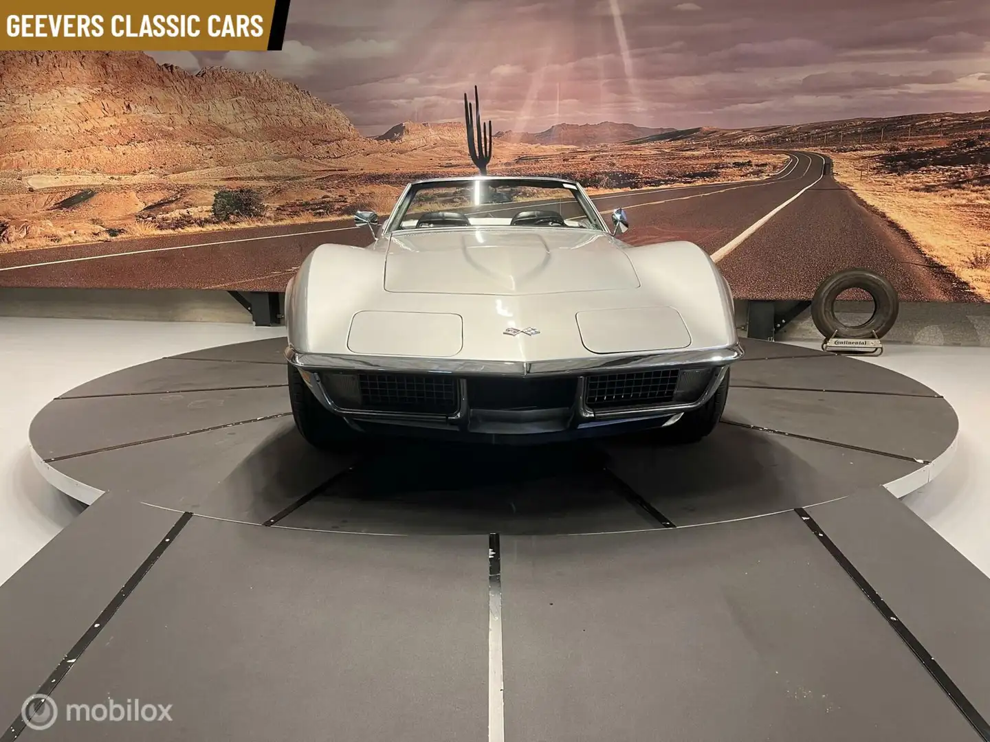Chevrolet Corvette C3 Plateado - 2
