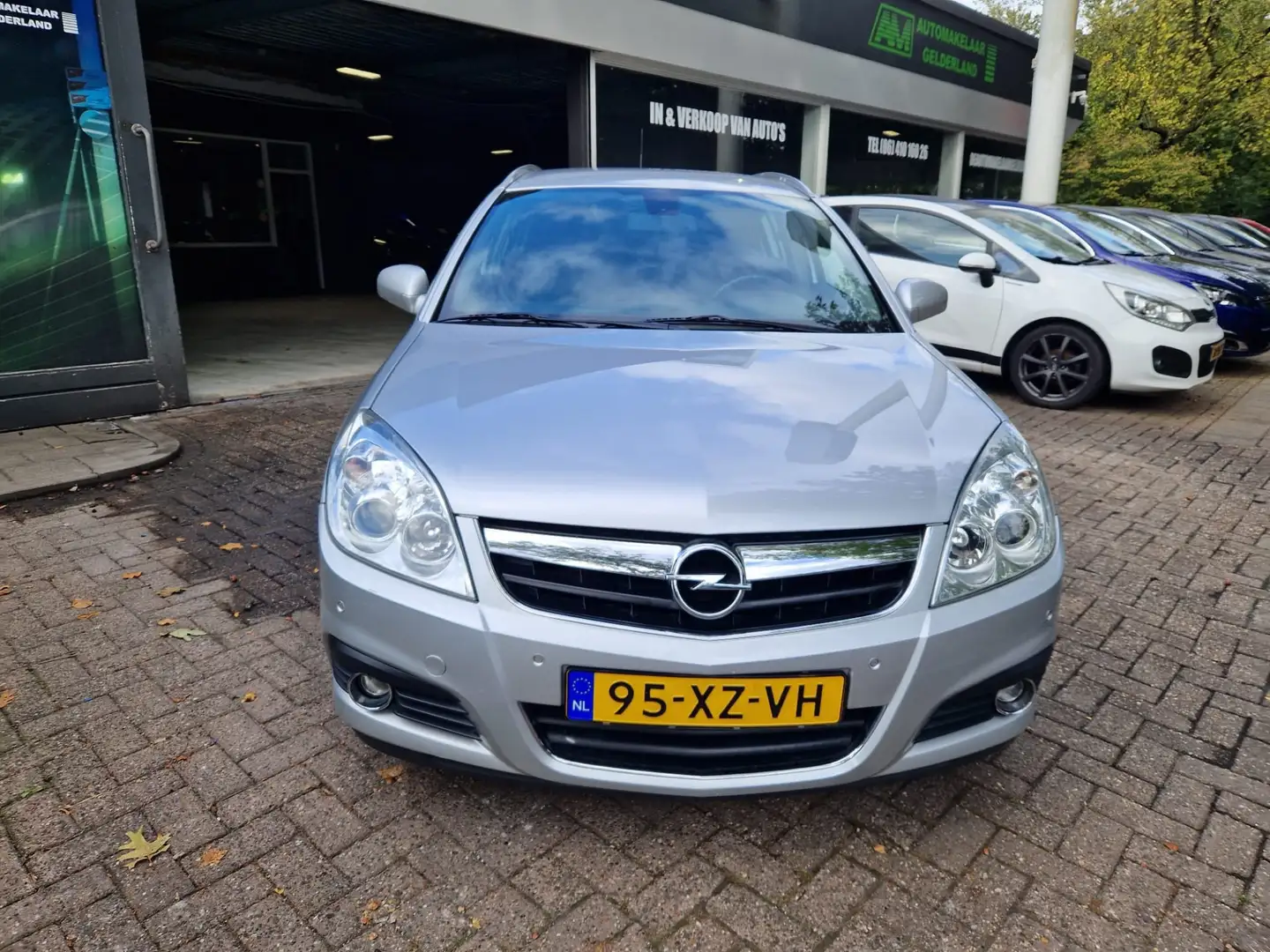Opel Signum 2.2-16V Executive | AUTOMAAT | 2E EIGENAAR | PDC | Gris - 2