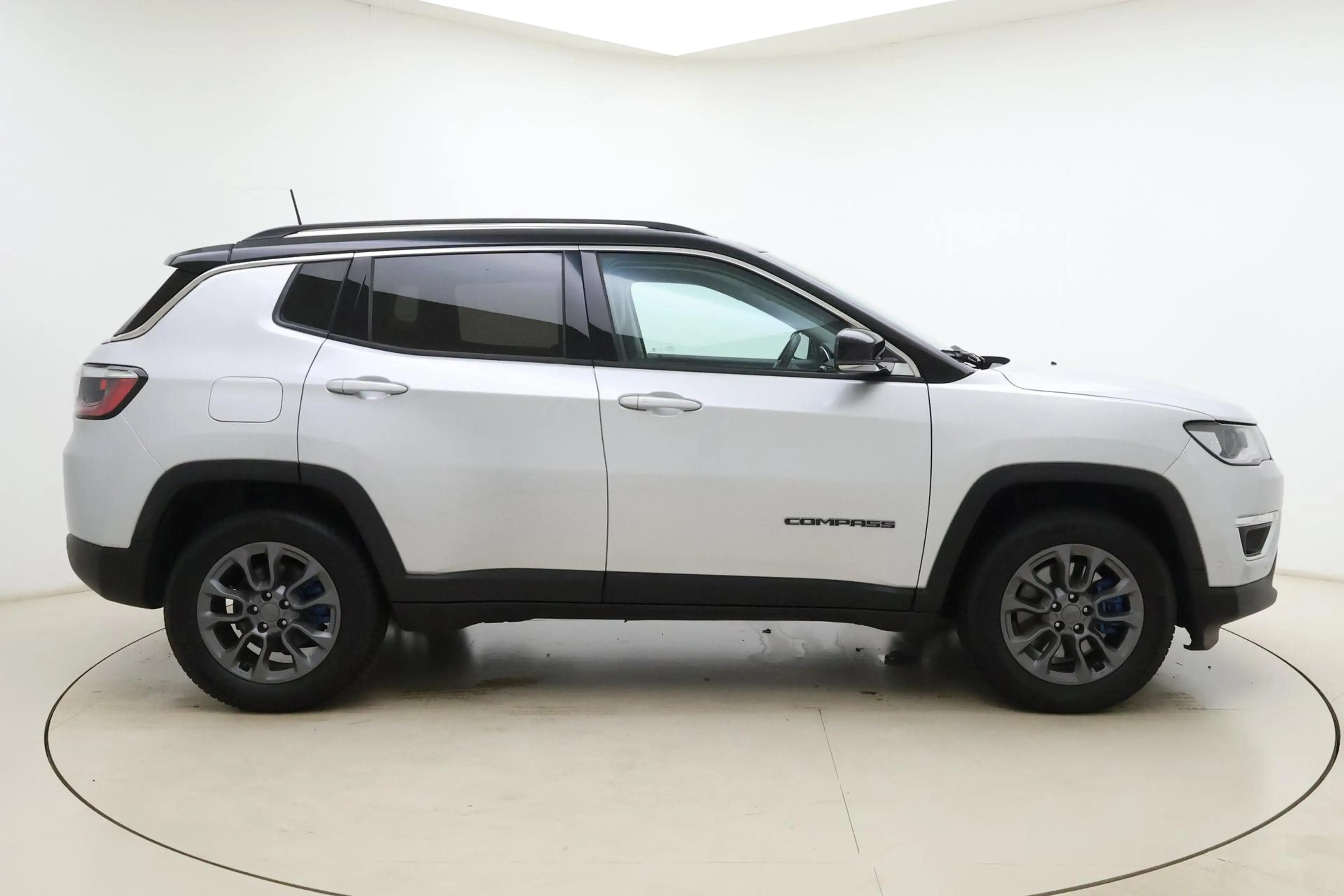 Jeep Compass 4xe 190 Plug-in Hybrid Electric Limited Business A — photo 10