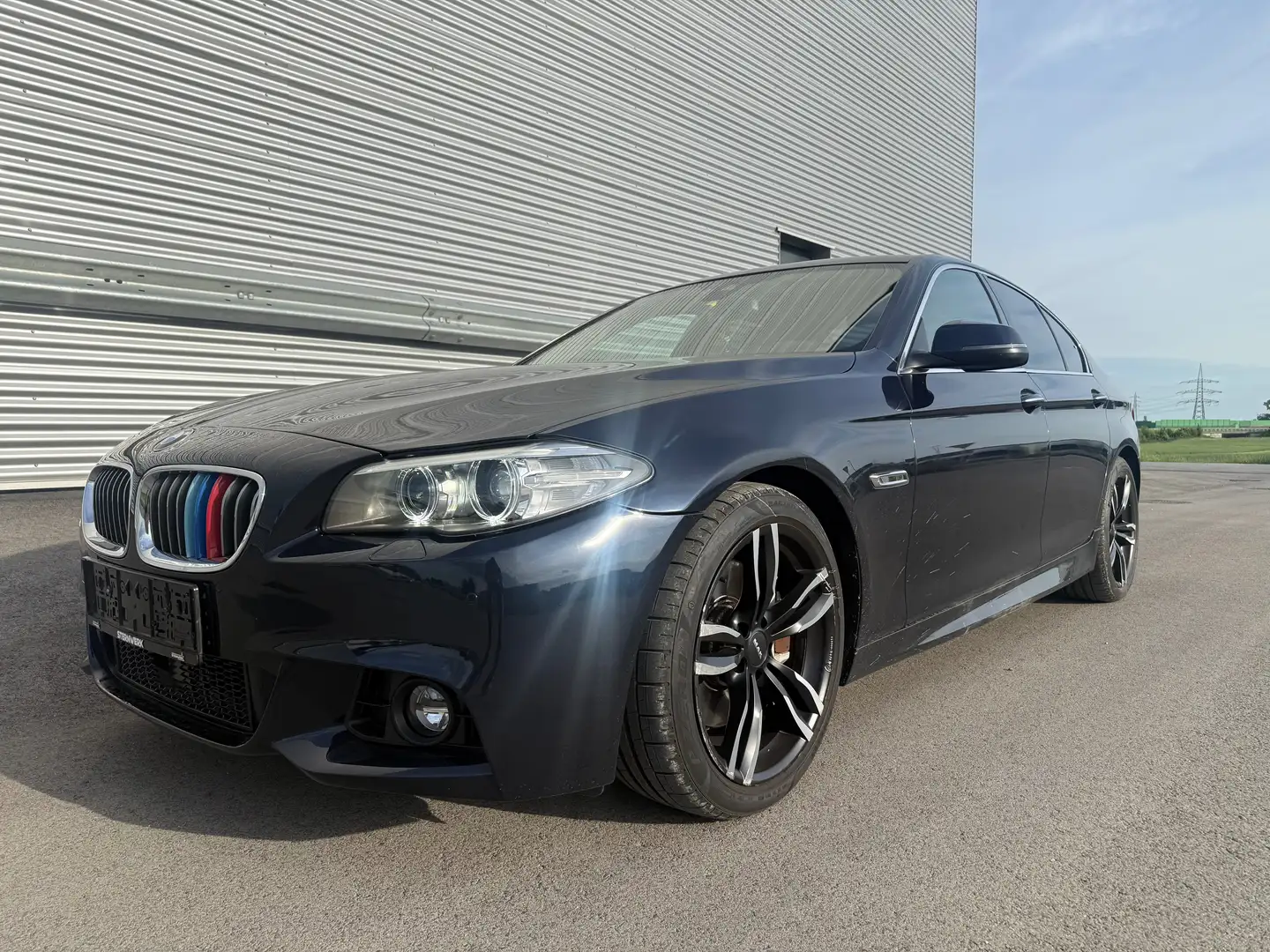 BMW 525 d xDrive Aut. ID:40 Blau - 2