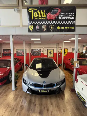 BMW i8 Coupe 1.5 auto
