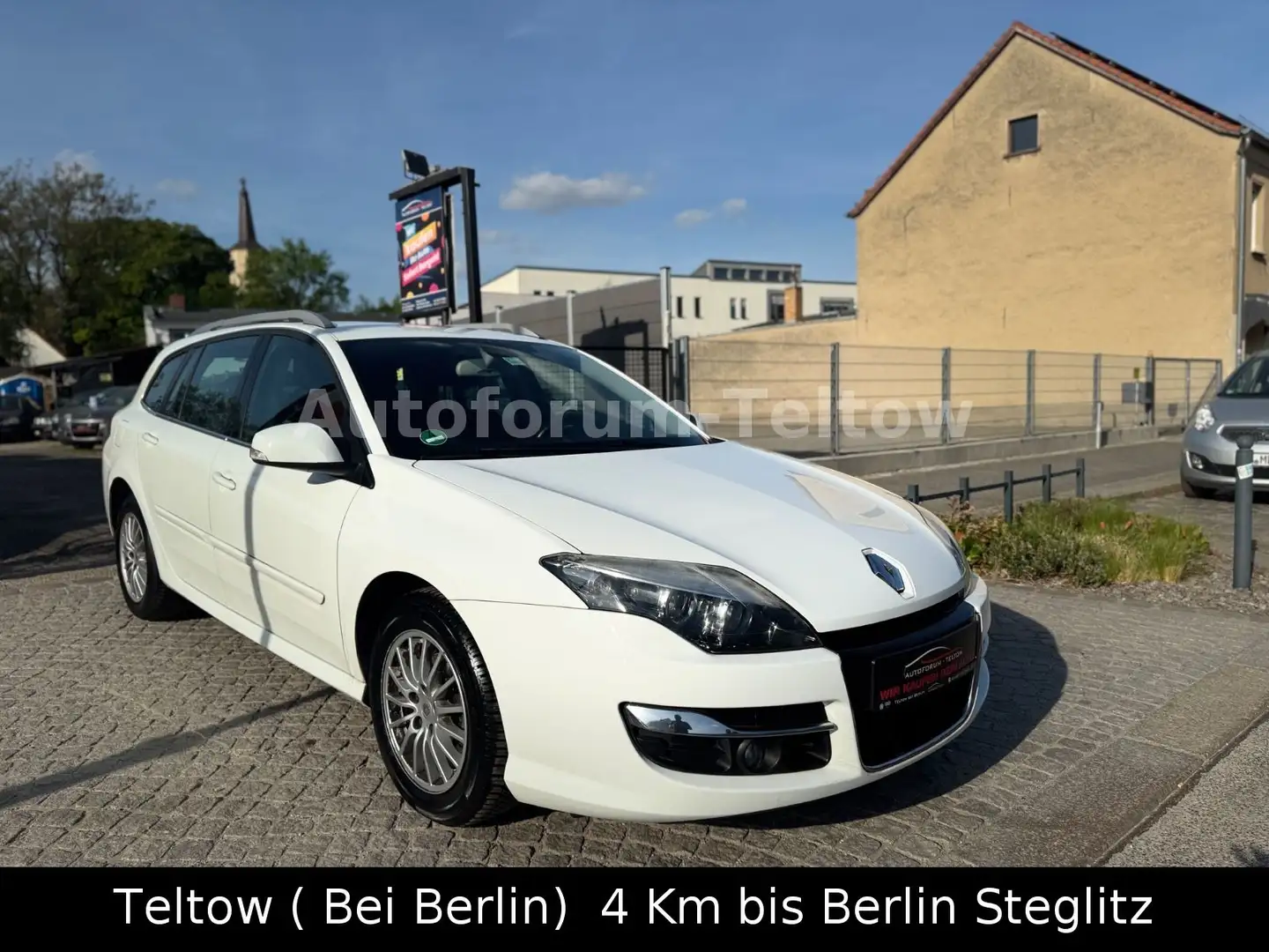 Renault Laguna Grandtour Expression dCi 110 eco2*6-Gang* - 1