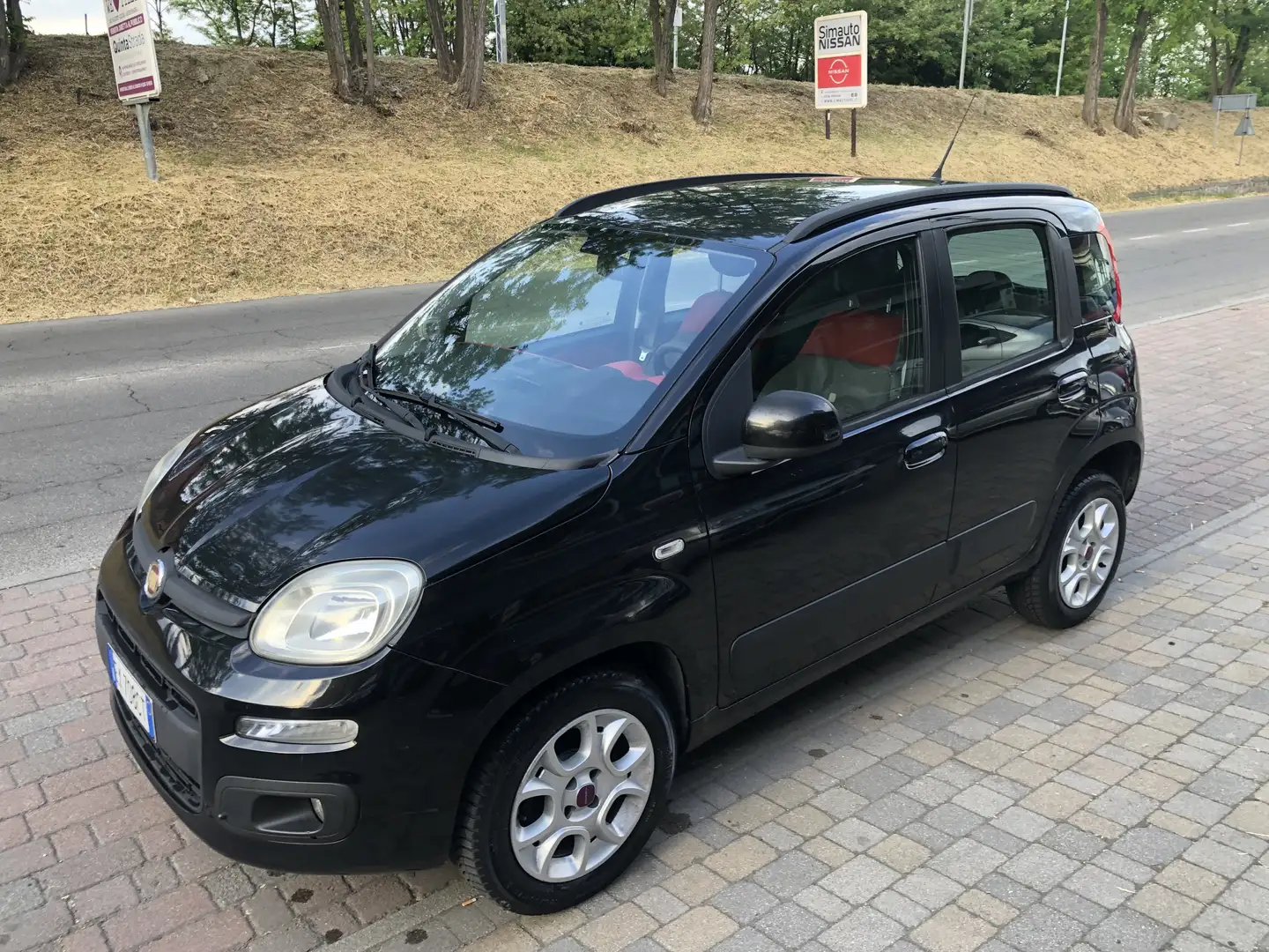 Fiat Panda 0.9 t.air t. natural power Lounge 80cv E6 Nero - 1