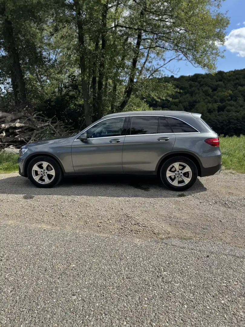 Mercedes-Benz GLC 220 d 4Matic 9G-TRONIC - 2