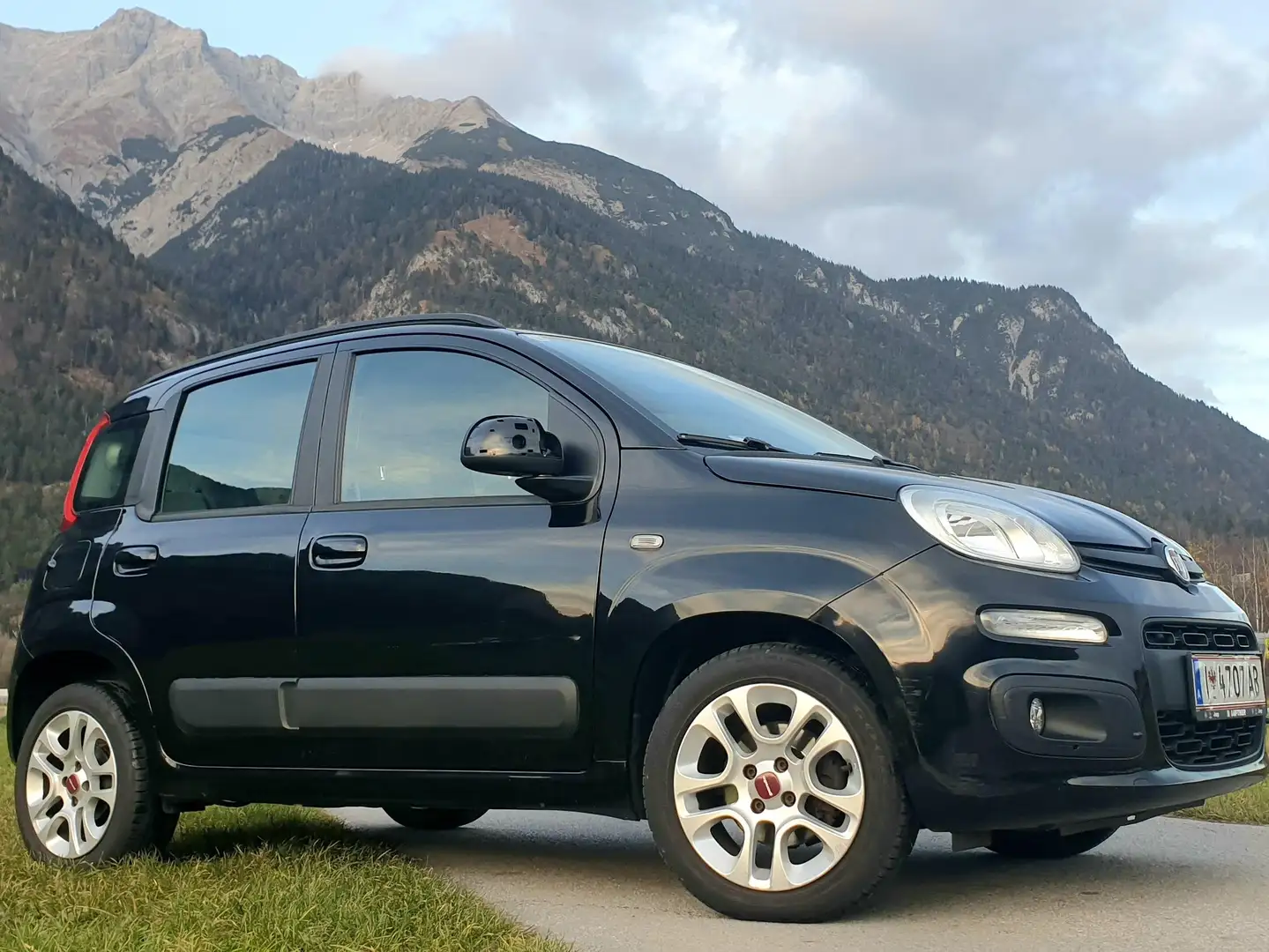 Fiat Panda Mod.LOUNGE +Winter+Style+Media-Paket inklusive Schwarz - 1