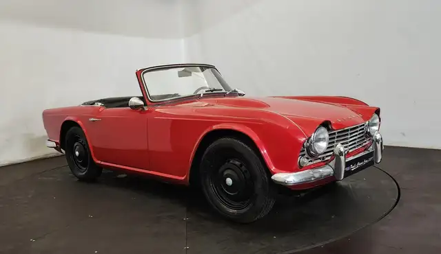 Triumph TR4