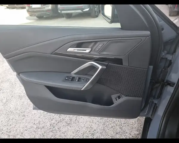 BMW X1 view 13