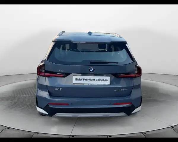 BMW X1 view 7
