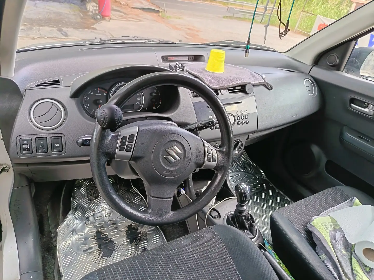 Suzuki Swift 1.3 ddis Grigio - 1