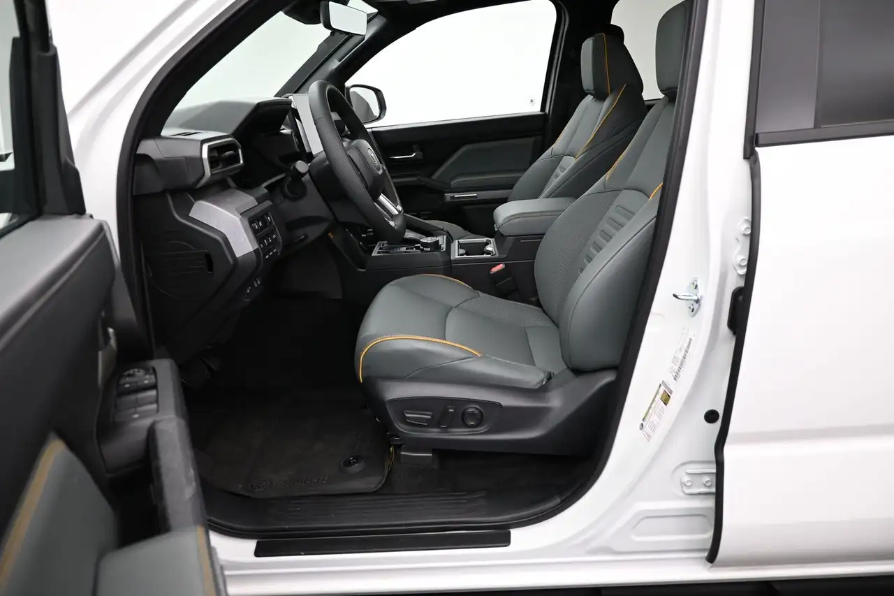Toyota Tacoma снимка Toyota Tacoma