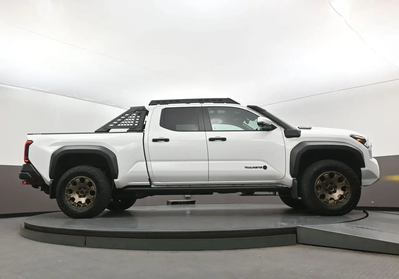 Toyota Tacoma снимка Toyota Tacoma