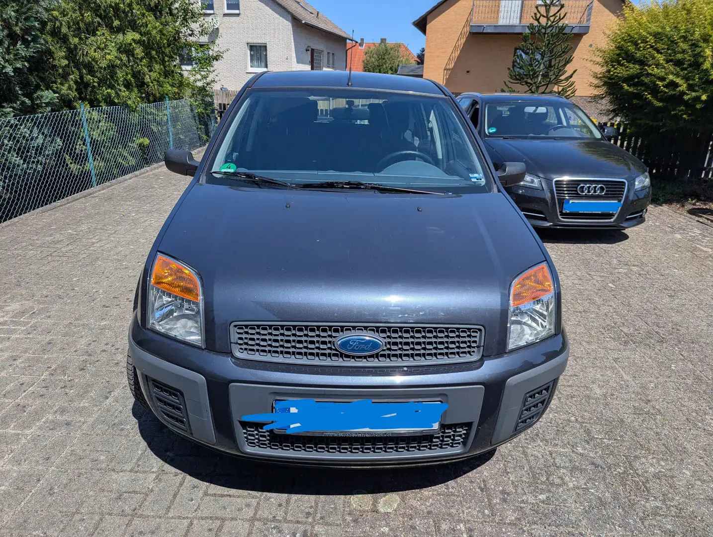 Ford Fusion Fusion 1.4 Style Grau - 1