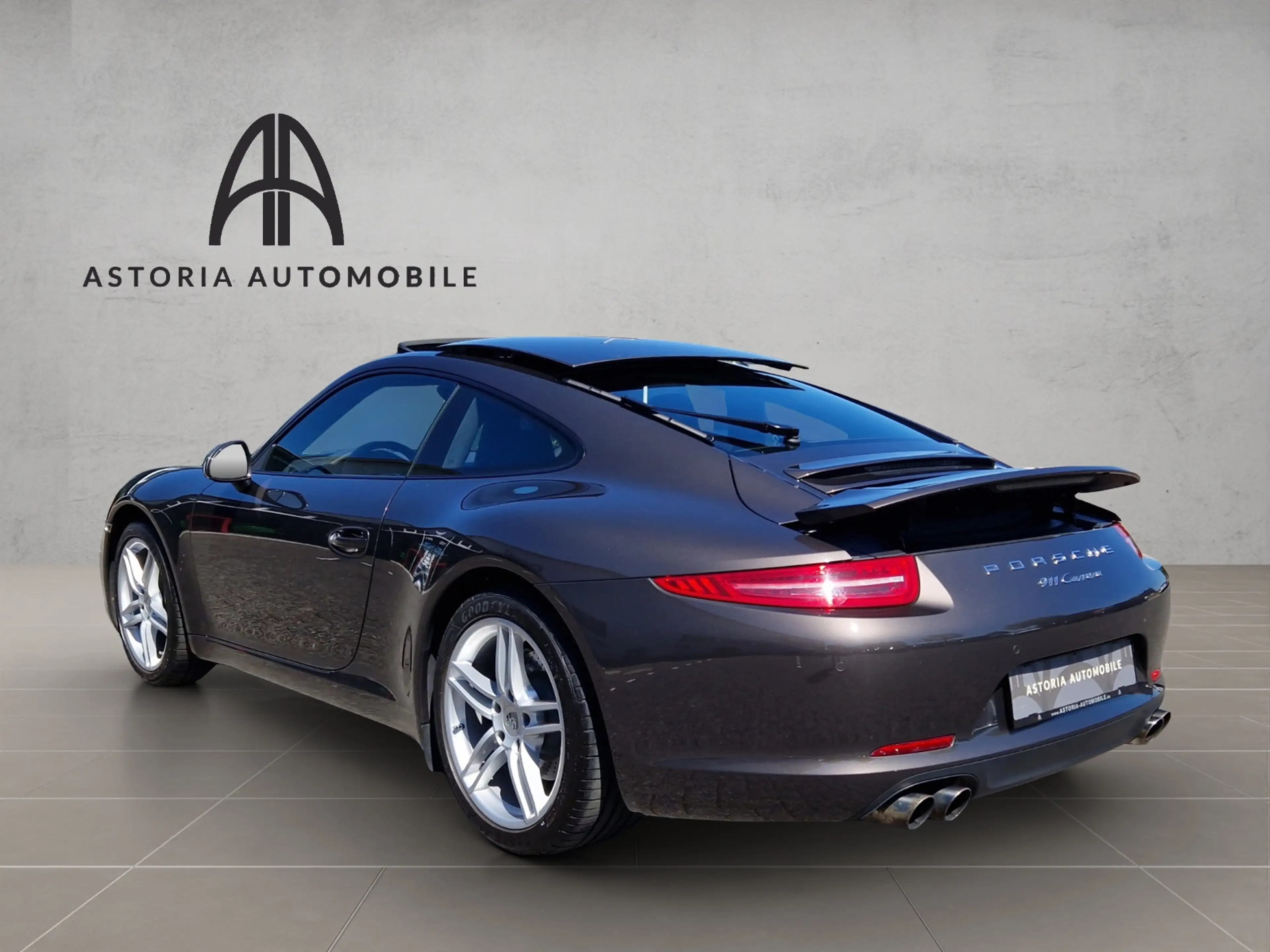 Porsche 911 Carrera Deutsch S.Dach SpAbgas Parkassist — photo 7