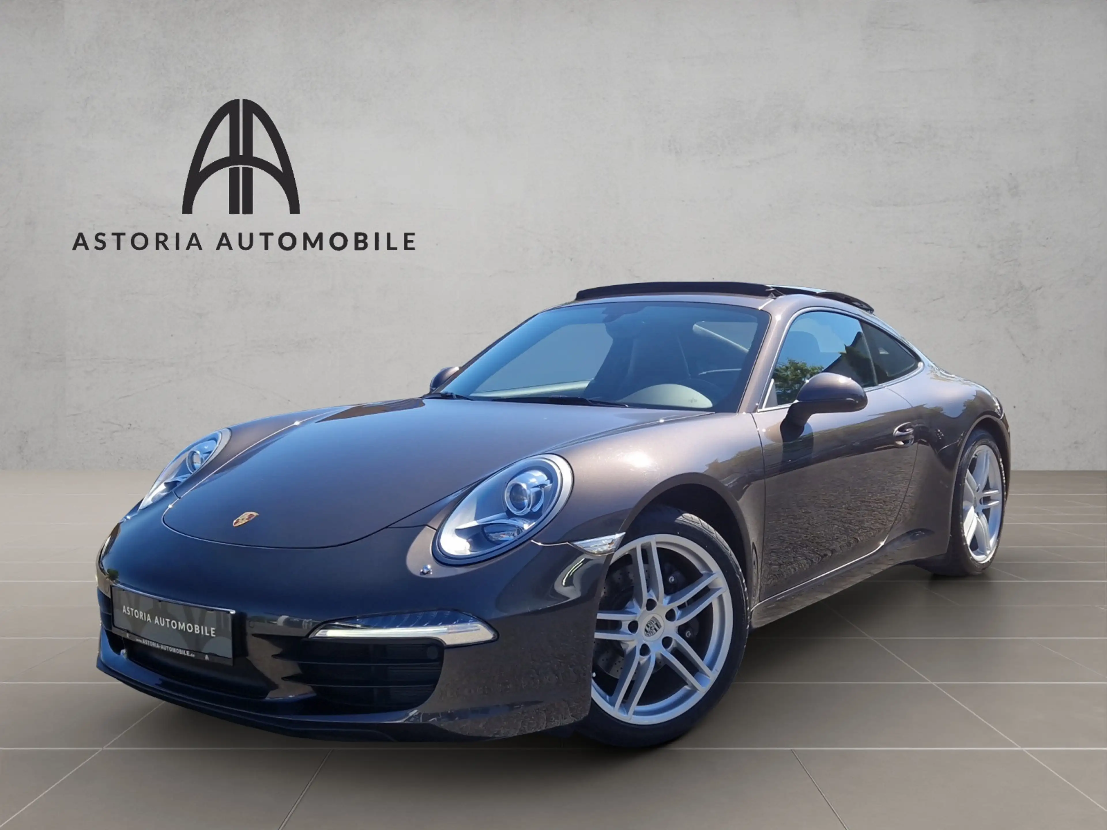 Porsche 911 Carrera Deutsch S.Dach SpAbgas Parkassist