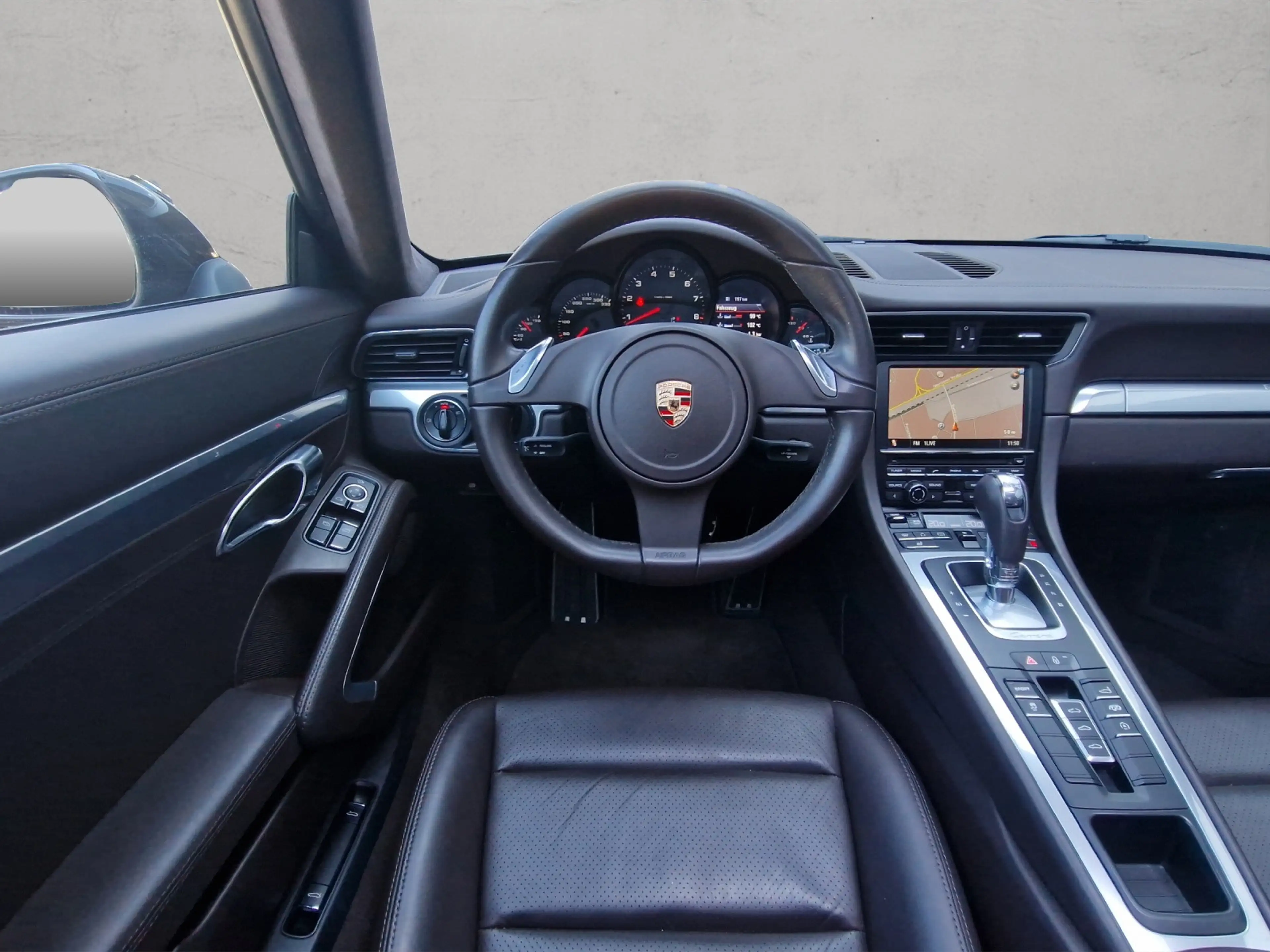 Porsche 911 Carrera Deutsch S.Dach SpAbgas Parkassist — photo 4