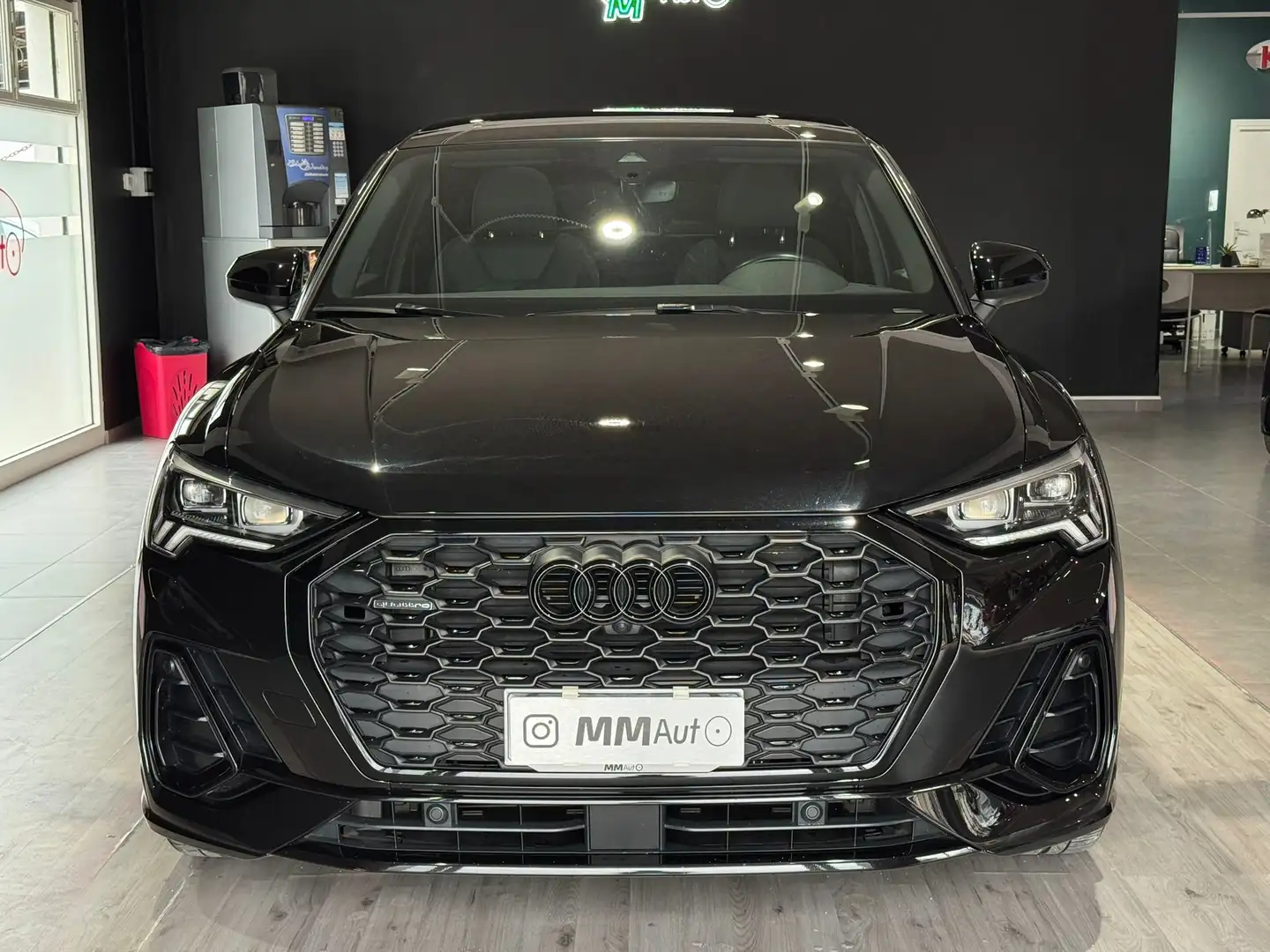 Audi Q3 Q3 Sportback 35TDI Quattro *3x S-LINE* Nero - 2