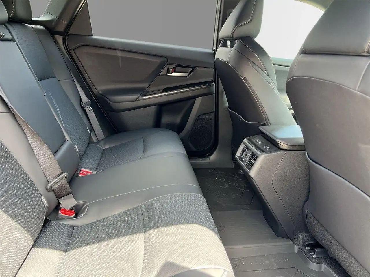 Subaru OUTBACK 2026