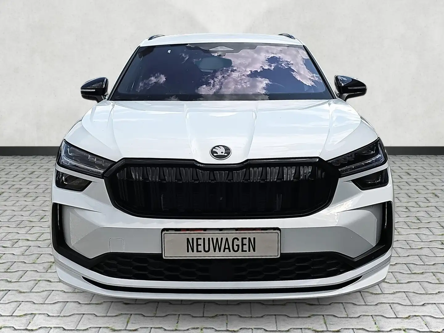 Skoda Kodiaq 2.0 TDI 142kW 4x4 Sportline DSG 5-Si Matrix AHK... Weiß - 2