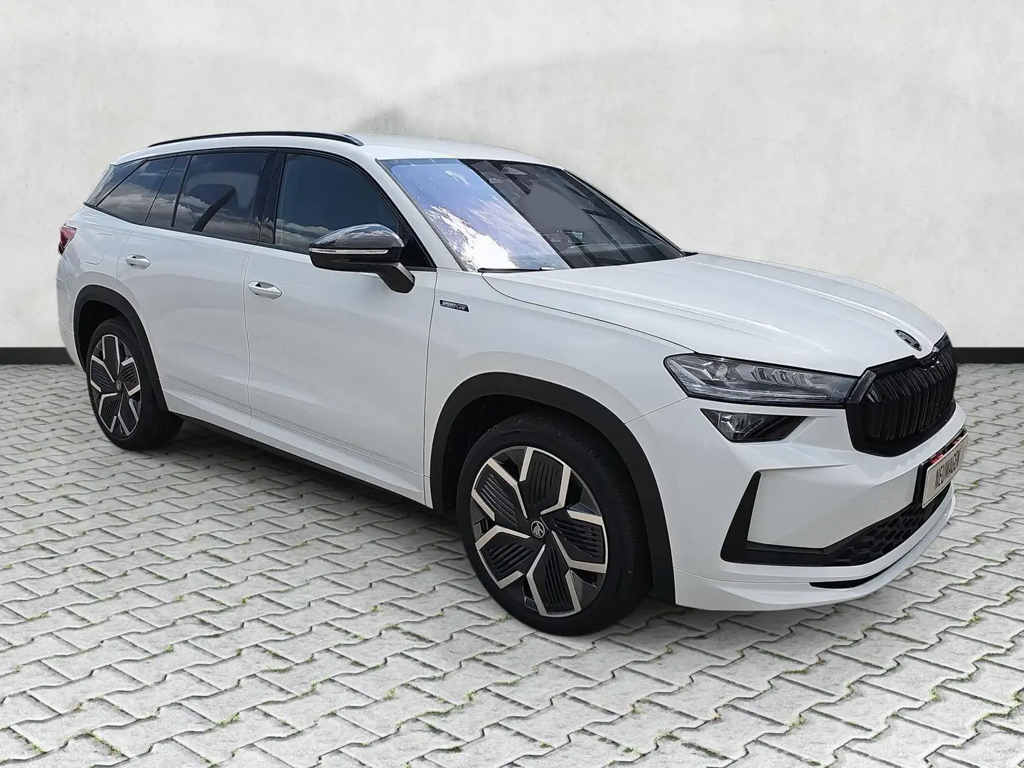 Skoda Kodiaq 2.0 TDI 142kW 4x4 Sportline DSG 5-Si Matrix AHK... Weiß - 1