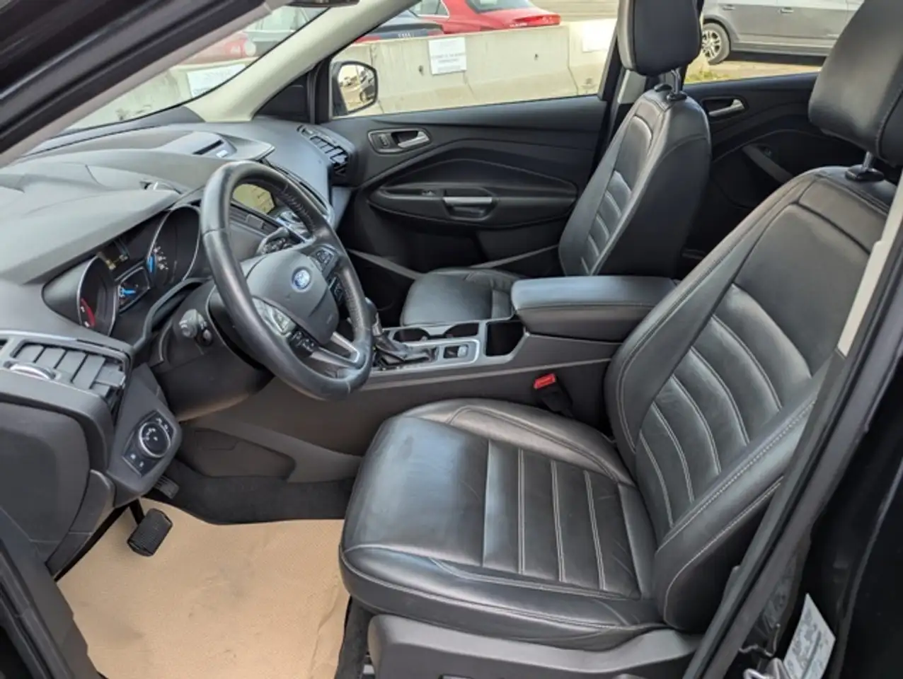 Ford Escape photo Ford Escape