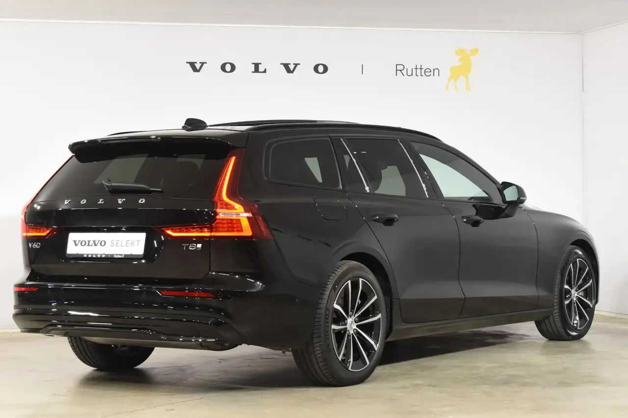 Volvo V60 T8 455PK Automaat Plug-in hybrid AWD Plus Dark / 3, миниатюра 3