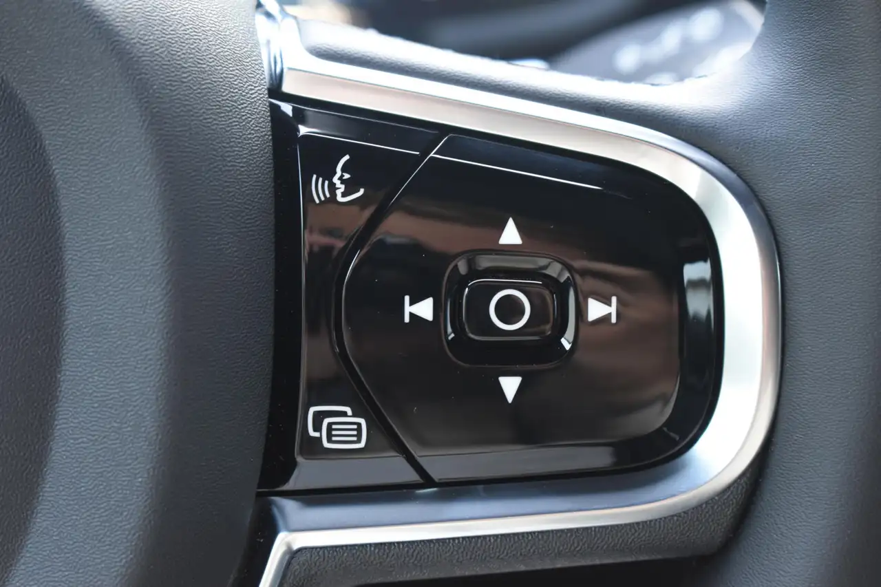 Volvo V60 T8 455PK Automaat Plug-in hybrid AWD Plus Dark / 3, миниатюра 19