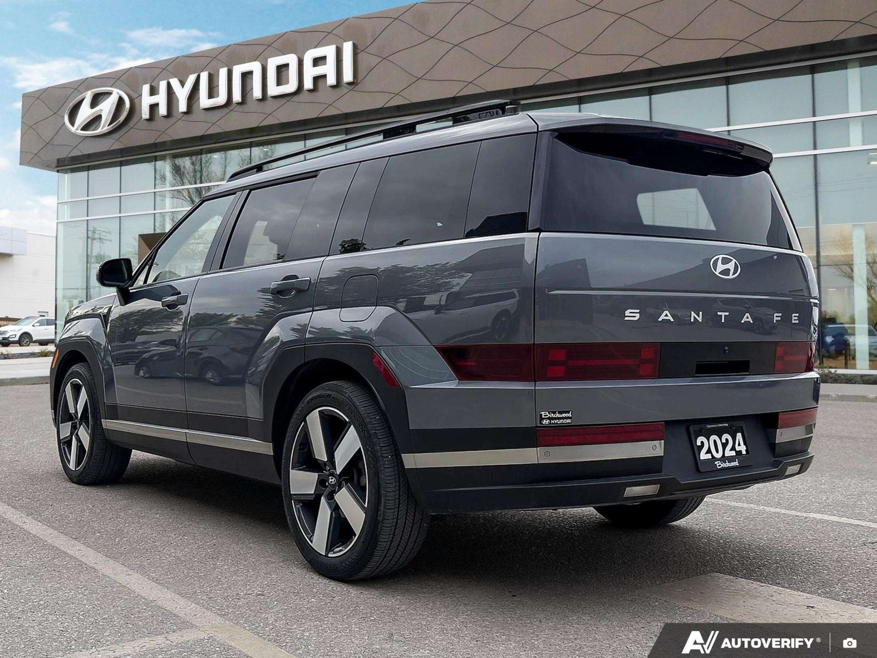 2024 Hyundai Santa Fe Preferred Trend Lease Return | Certified | 4.49% A — снимка 1