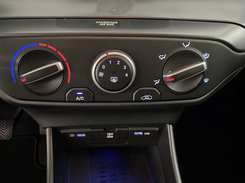 Hyundai i20 1.0 T-GDI Comfort CarPlay / Camera / Airco — photo 11
