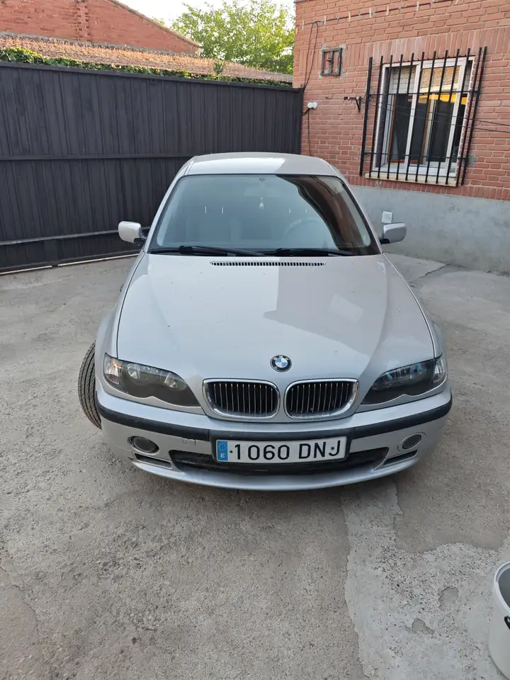 BMW 330d, foto 1
