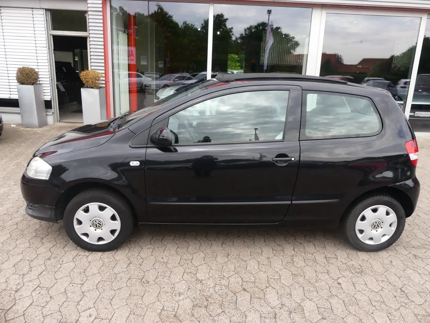 Volkswagen Fox Basis*1. Hand*8-fach*Schiebedach Чёрный - 2