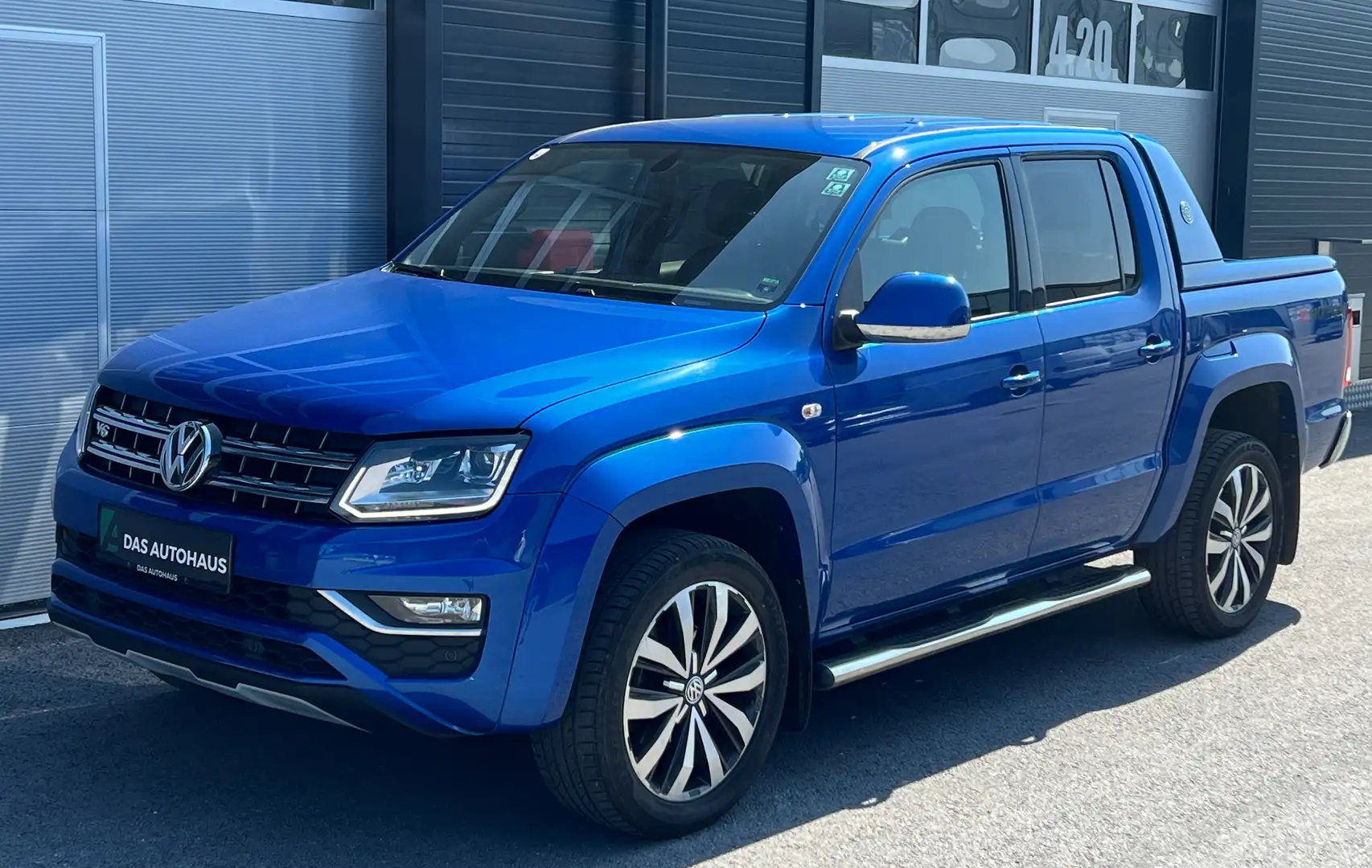 Volkswagen Amarok Aventura DoubleCab 4Motion Blau - 1
