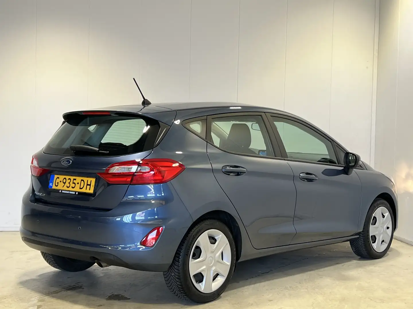 Ford Fiesta 1.1 Trend | Navigatie | Parkeersensoren Achter | C Bleu - 2