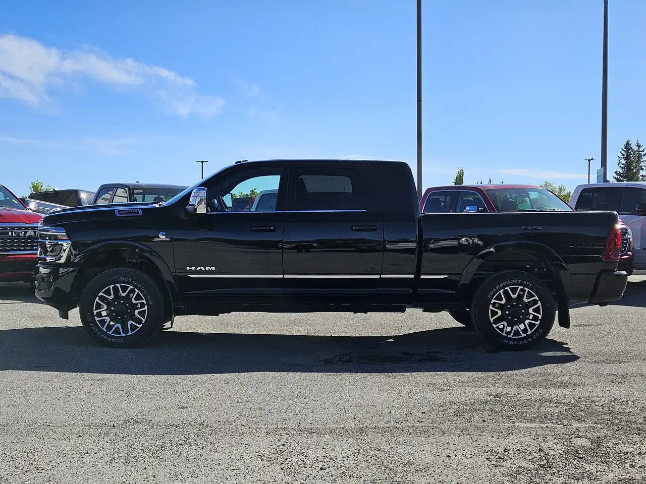 RAM 2500 снимка RAM 2500