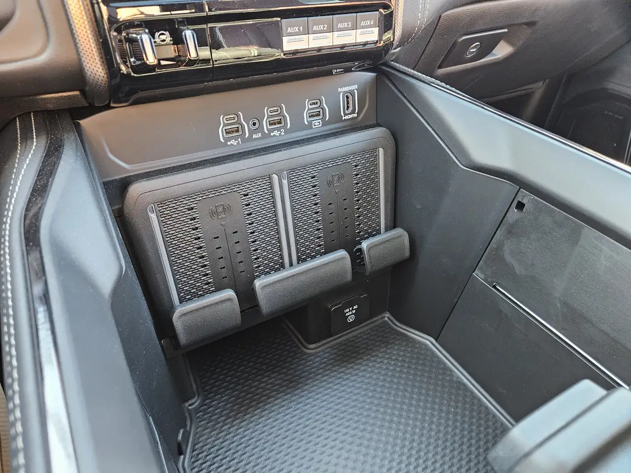 RAM 2500 снимка RAM 2500