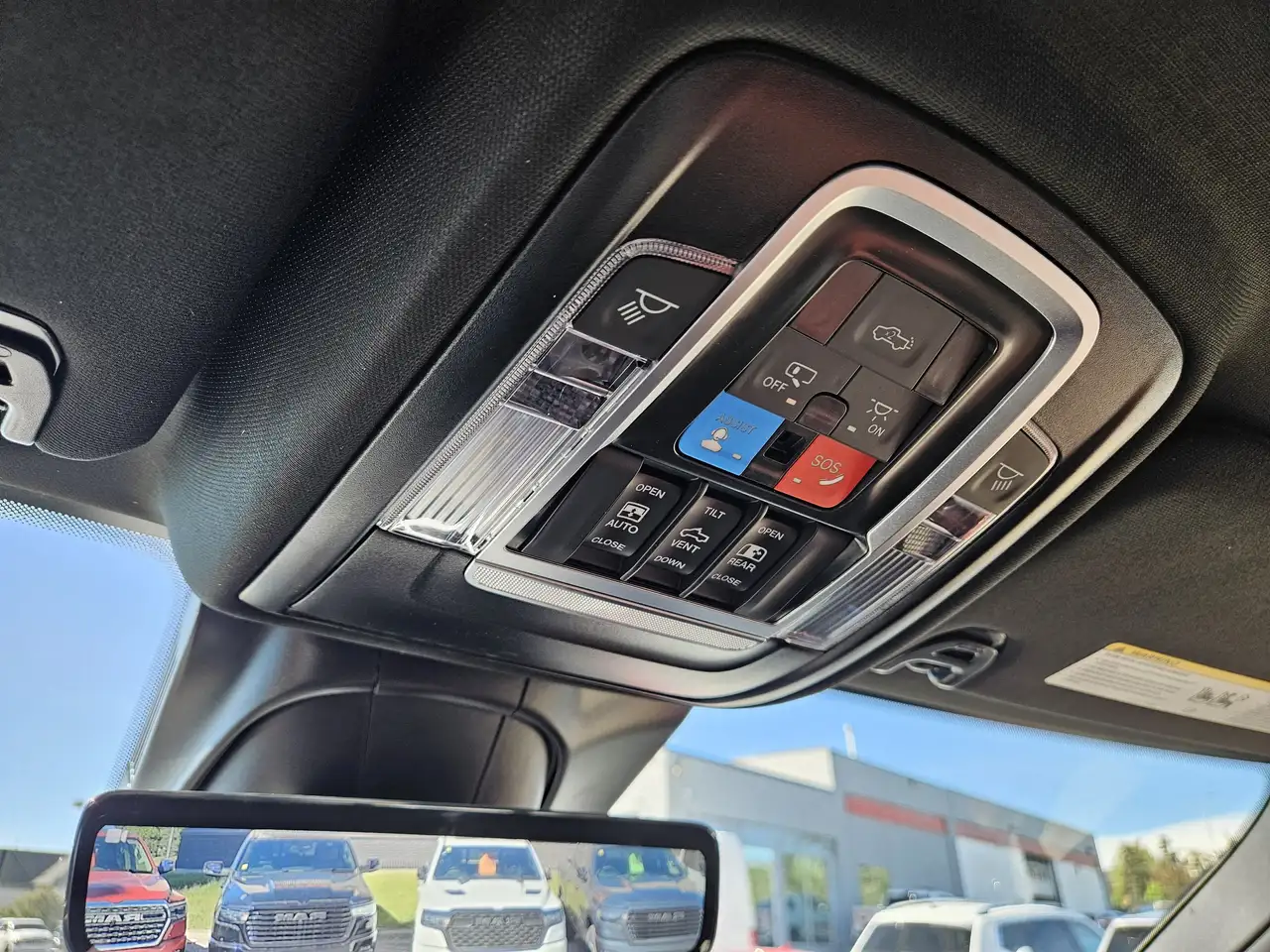 RAM 2500 снимка RAM 2500