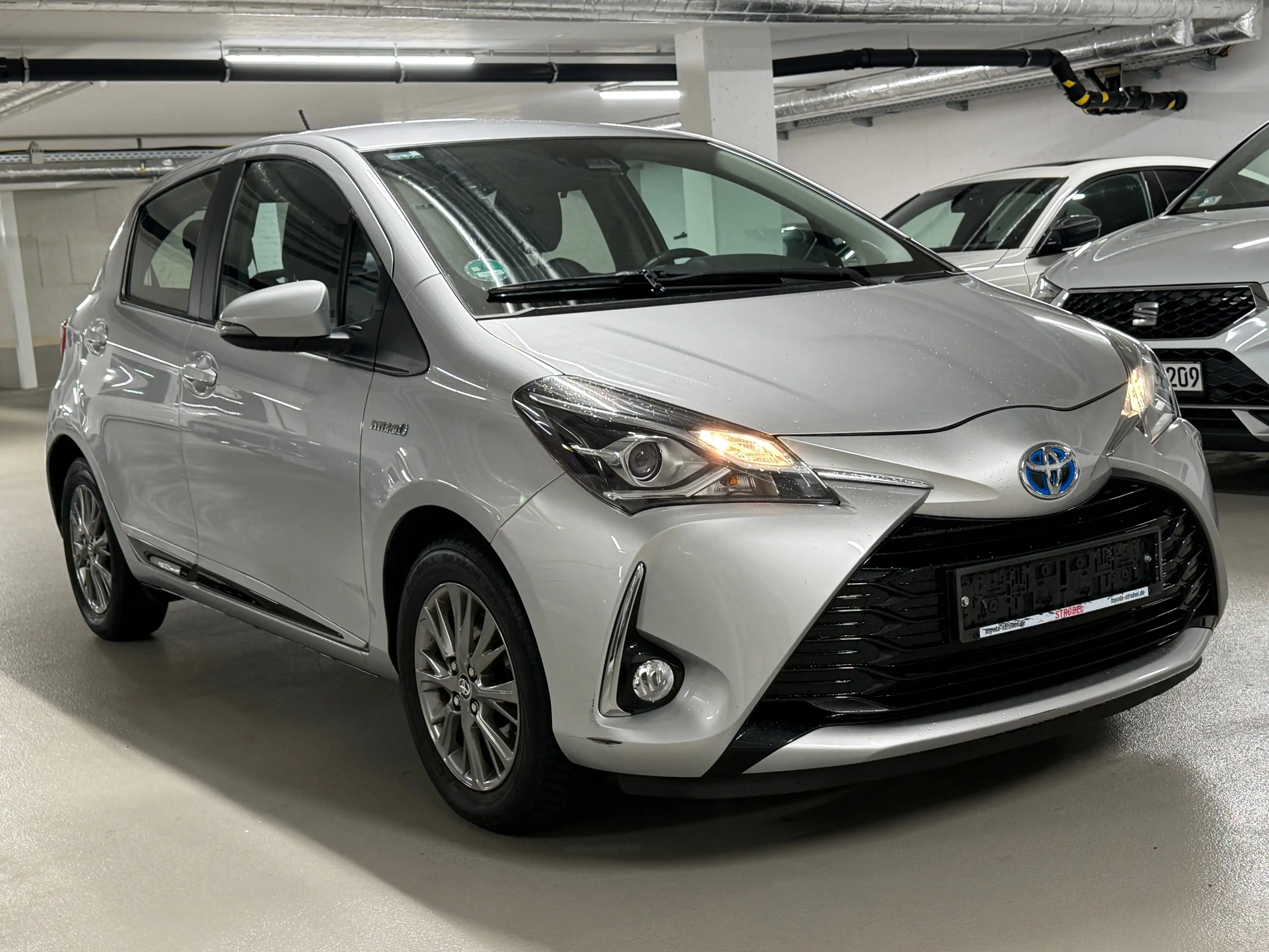 Toyota Yaris 1.5 Hybrid Comfort Automatik*Kamera* — photo 4